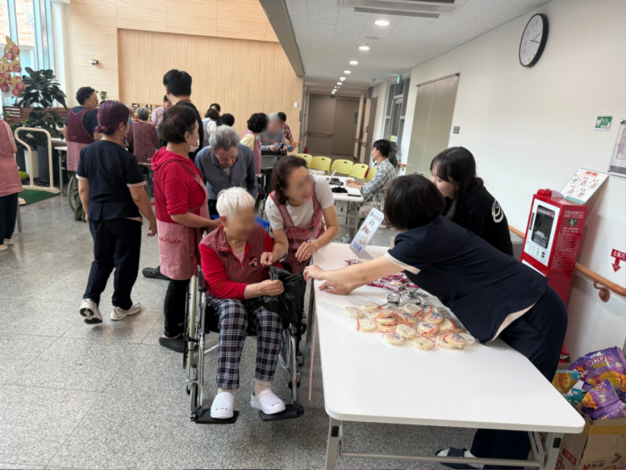 단체 모자이크 3.jpg