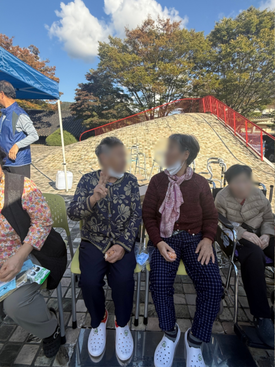 나들이 모자이크.jpg